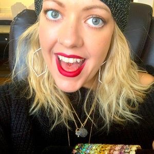 Meet your Posher, Dani